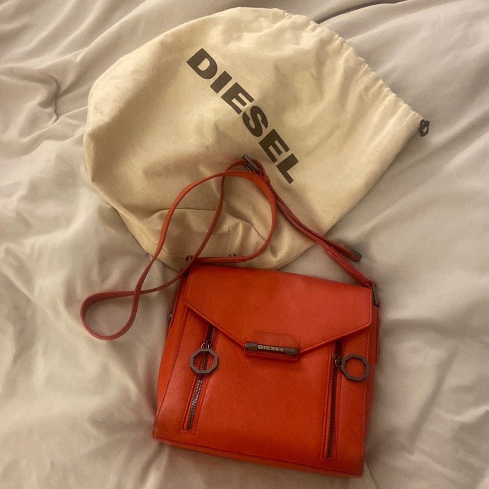 Authentic Dissel bag, looks new! Leather chrome hardware, adjustable strap 🔥